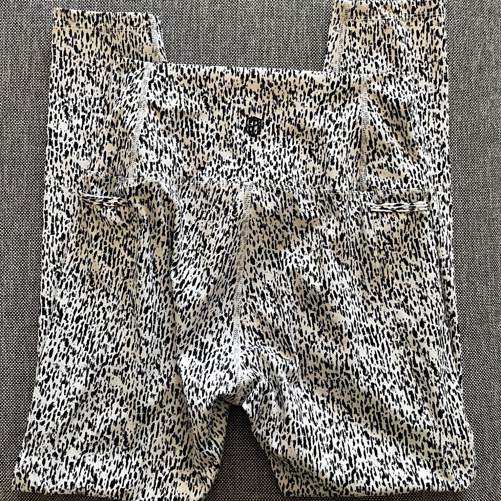 Born Primitive Eccentric Legging Medium